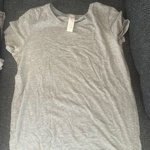 Ivivva grey athletic tee